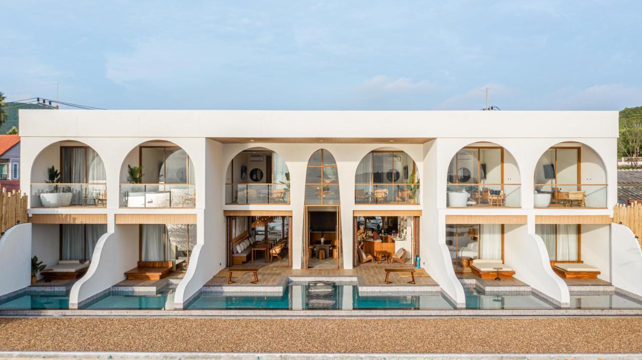 Tasana Bar And Luxury Resort Лан Экстерьер фото