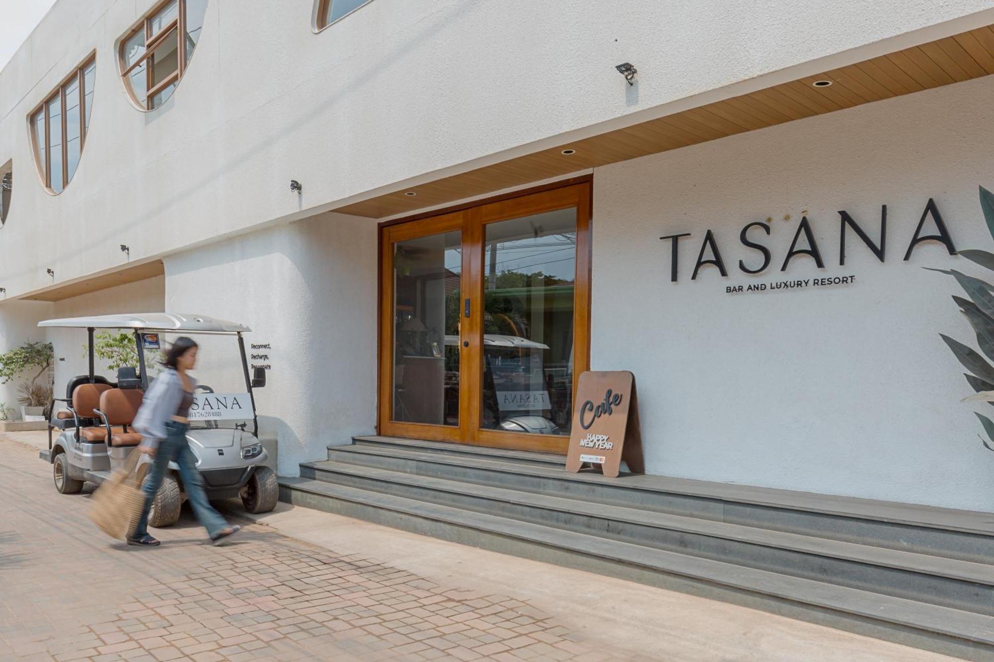Tasana Bar And Luxury Resort Лан Экстерьер фото
