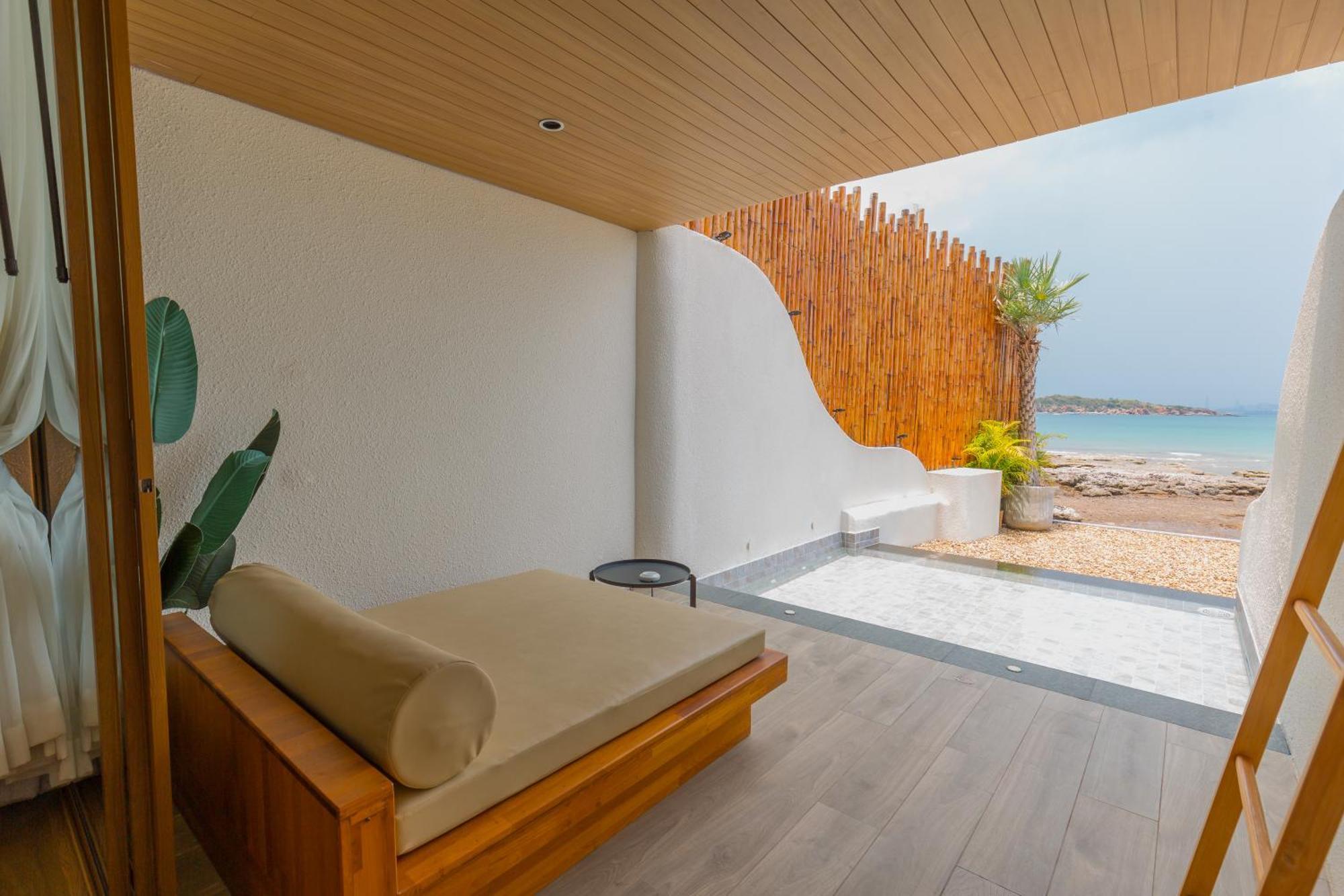 Tasana Bar And Luxury Resort Лан Экстерьер фото